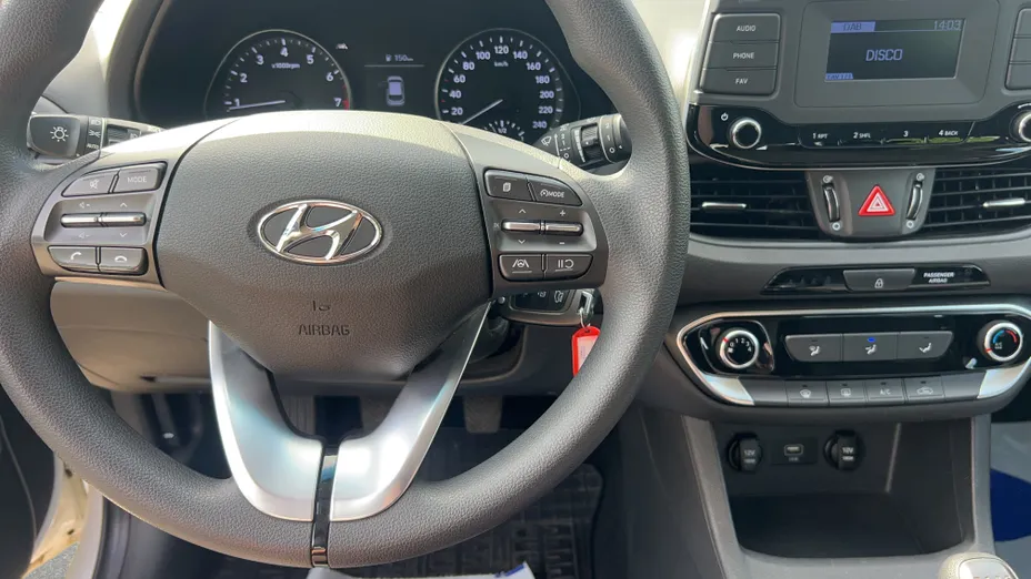 HYUNDAI i30 i30 1.5 DPI Classic +