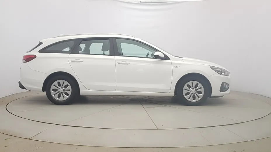 HYUNDAI i30 i30 1.5 DPI Classic +
