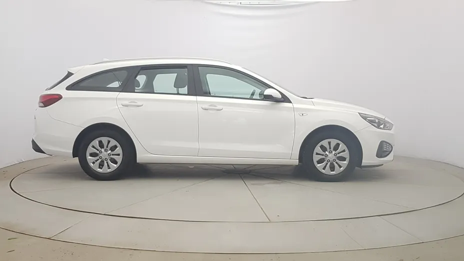 HYUNDAI i30 i30 1.5 DPI Classic +