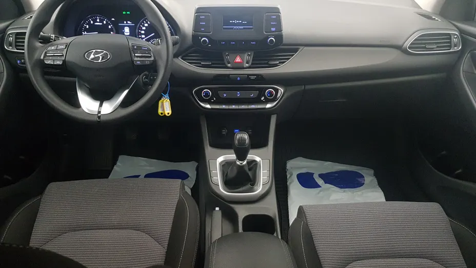 HYUNDAI i30 i30 1.5 DPI Classic +