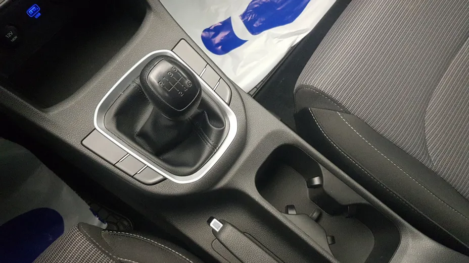 HYUNDAI i30 i30 1.5 DPI Classic +