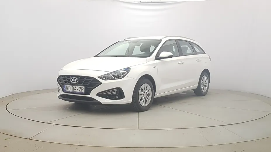 HYUNDAI i30 i30 1.5 DPI Classic +