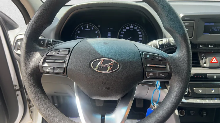 HYUNDAI i30 i30 1.5 DPI Classic +