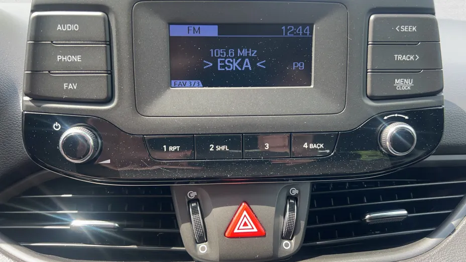 HYUNDAI i30 i30 1.5 DPI Classic +