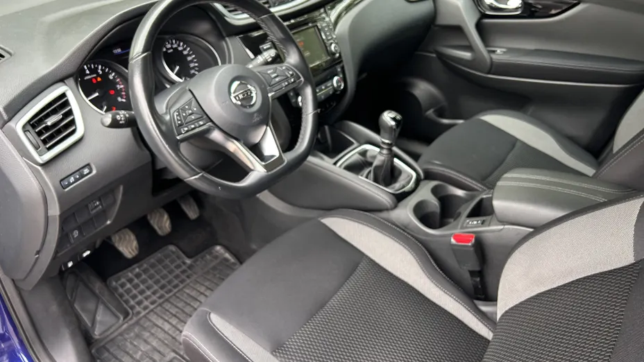 NISSAN Qashqai Qashqai 1.3 DIG-T Acenta