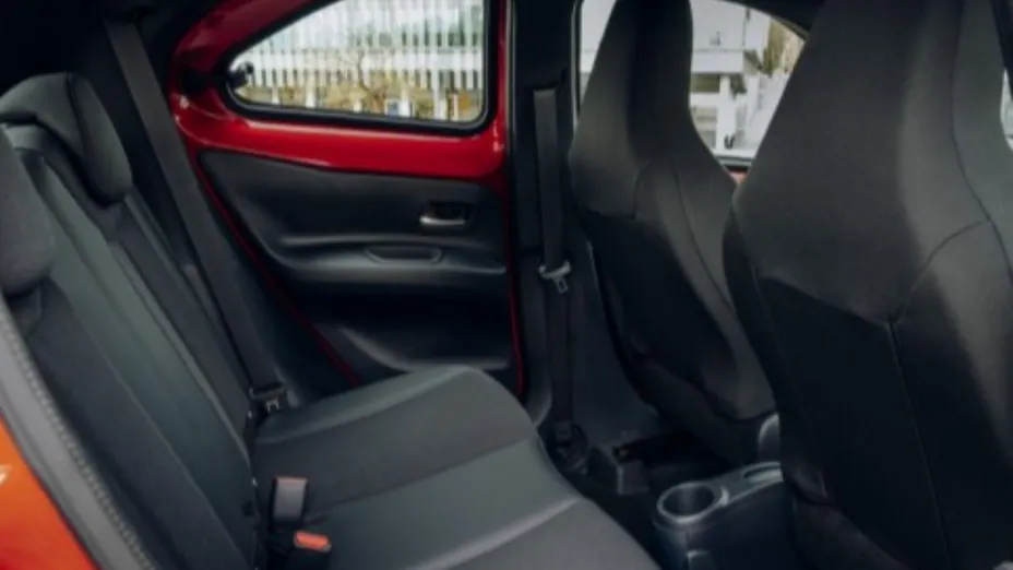 TOYOTA Aygo X Aygo X 1.0 VVT-i Comfort CVT Nowy