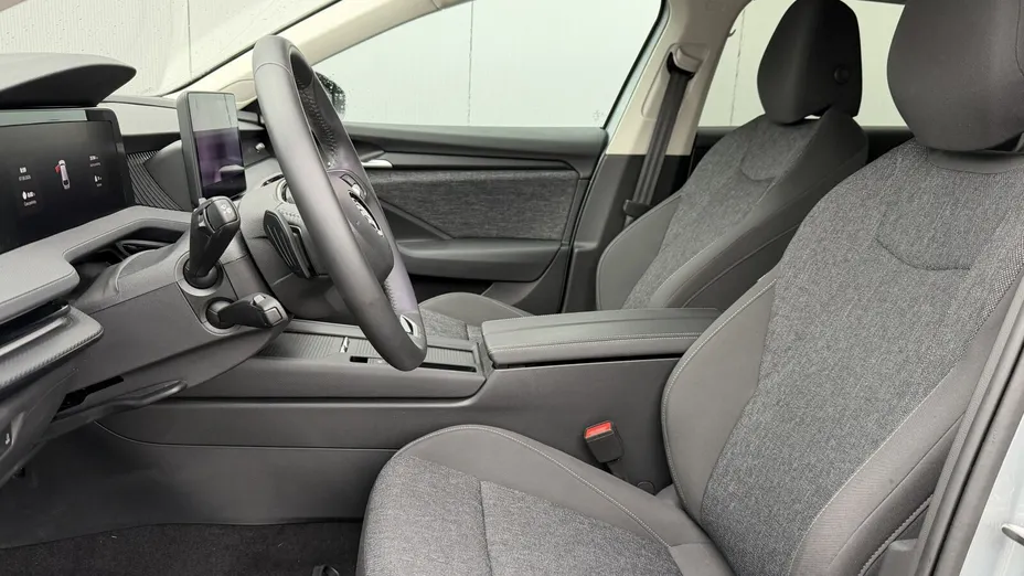 SKODA Superb Superb 2.0 TDI SCR Essence DSG