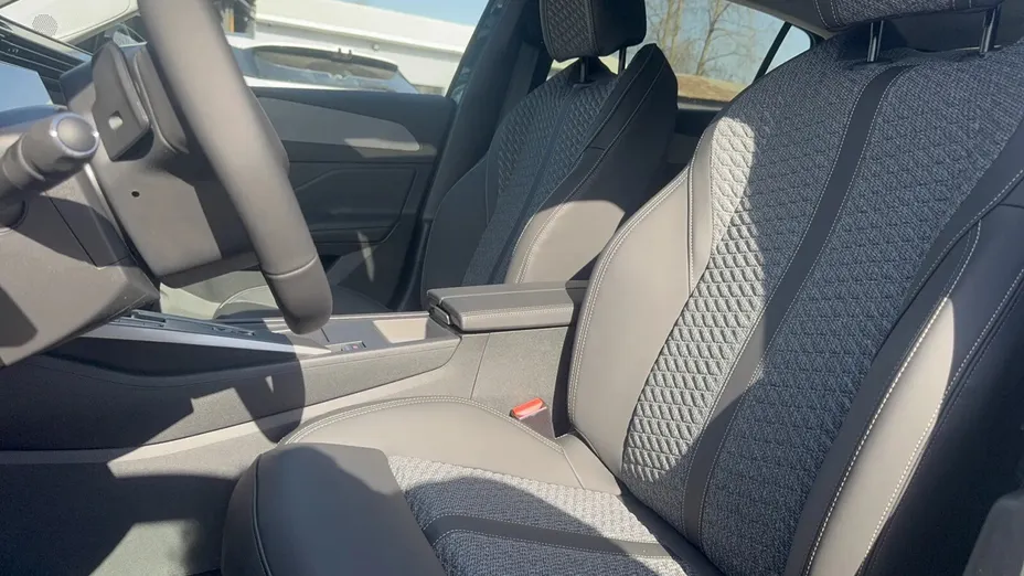 PEUGEOT 308 308 1.2 mHEV Allure S&S e-DCS6 Nowy