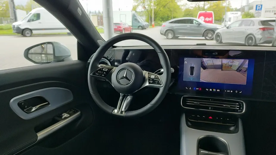 MERCEDES-BENZ CLA -