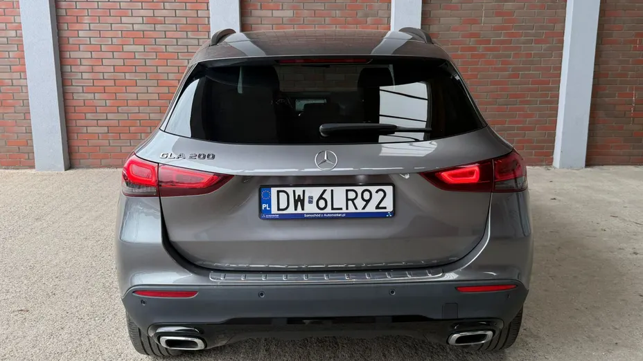 MERCEDES-BENZ GLA GLA 200 Progressive