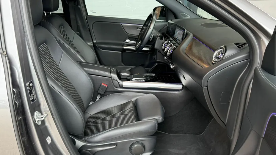 MERCEDES-BENZ GLA GLA 200 Progressive