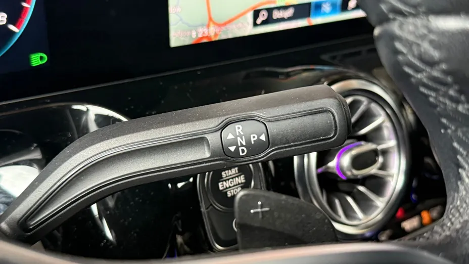 MERCEDES-BENZ GLA GLA 200 Progressive