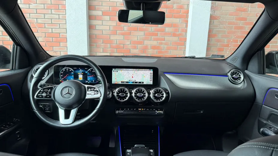 MERCEDES-BENZ GLA GLA 200 Progressive