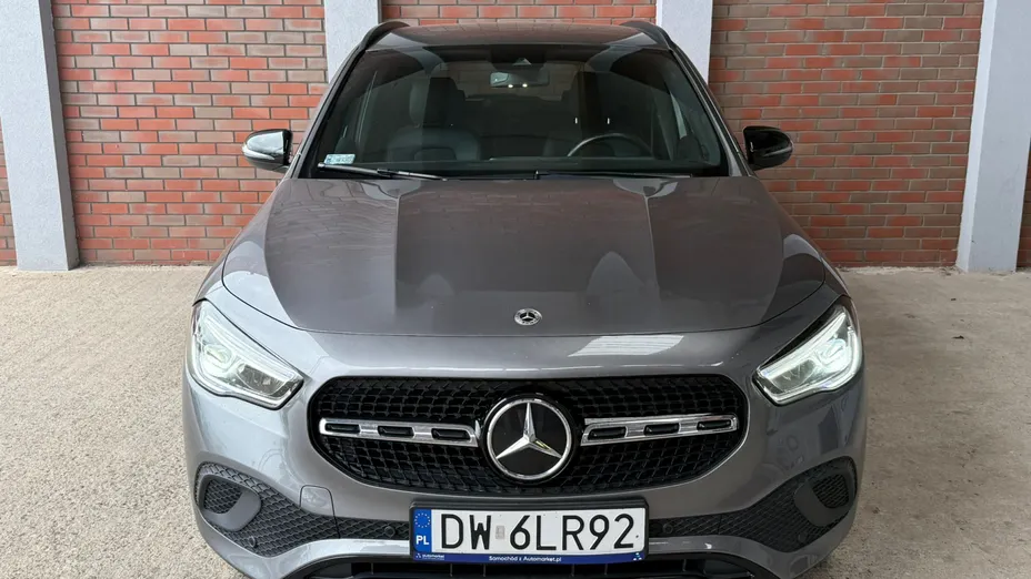 MERCEDES-BENZ GLA GLA 200 Progressive