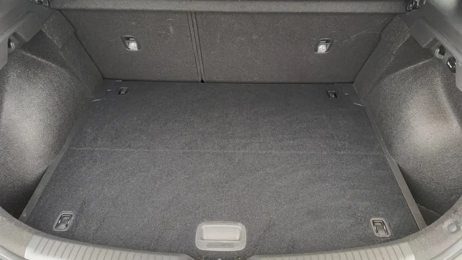 HYUNDAI i30 i30 1.5 DPI Classic +