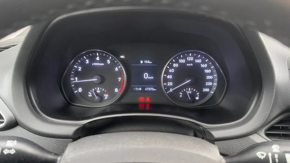 HYUNDAI i30 i30 1.5 DPI Classic +