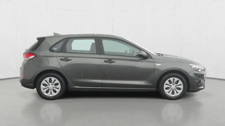 HYUNDAI i30 i30 1.5 DPI Classic +