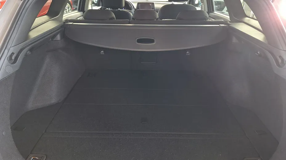 HYUNDAI i30 i30 1.5 T-GDI 48V Comfort DCT