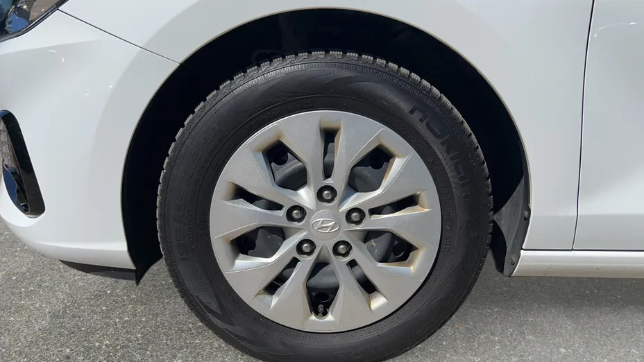 HYUNDAI i30 i30 1.6 D Classic +