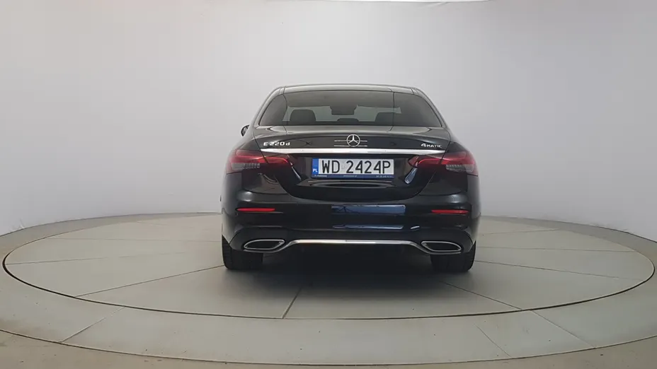 MERCEDES-BENZ E Klasa E 220 d 4-Matic AMG/Avantgarde