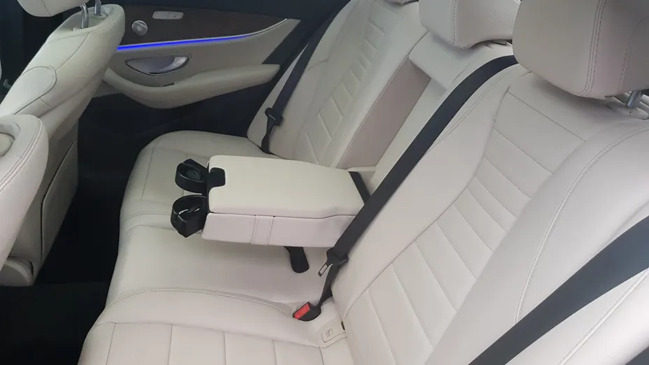 MERCEDES-BENZ E Klasa E 220 d 4-Matic AMG/Avantgarde