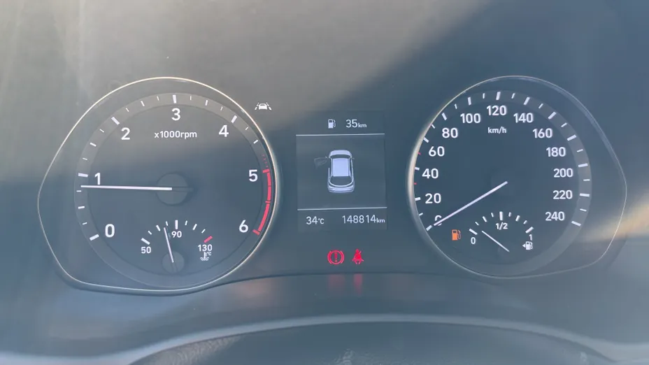 HYUNDAI i30 i30 1.6 D Classic +