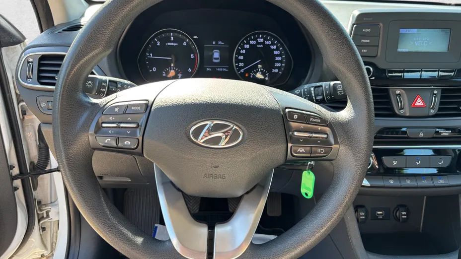 HYUNDAI i30 i30 1.6 D Classic +