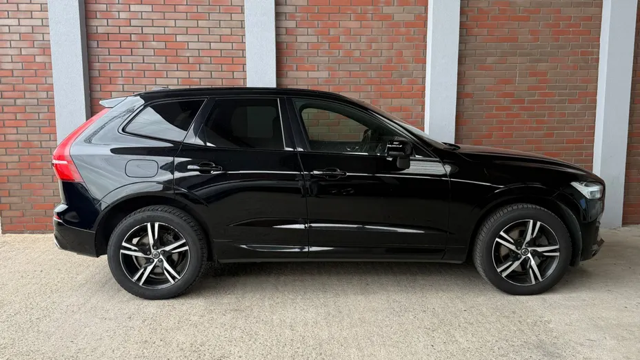 VOLVO XC60 XC60 B4 D AWD R-Design aut