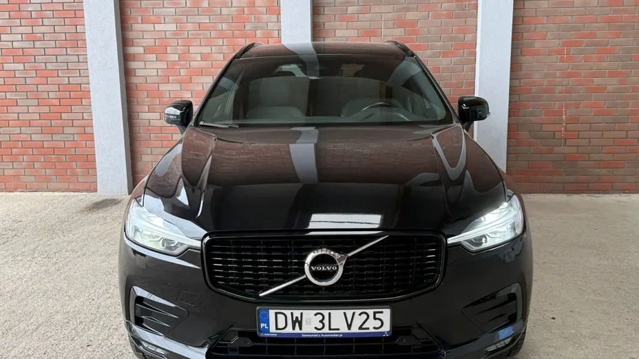 VOLVO XC60 XC60 B4 D AWD R-Design aut