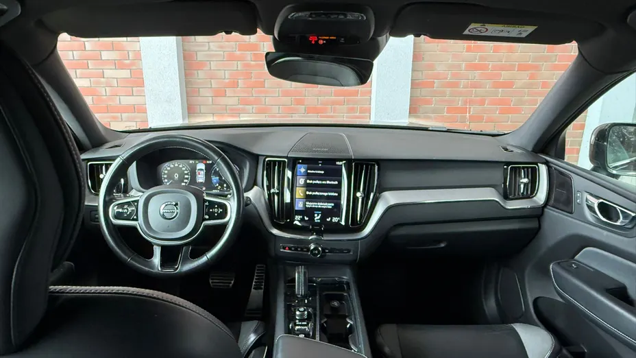 VOLVO XC60 XC60 B4 D AWD R-Design aut