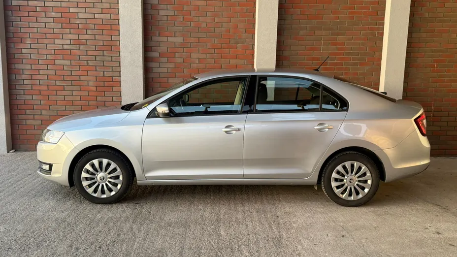 SKODA Rapid Rapid 1.0 TSI Ambition