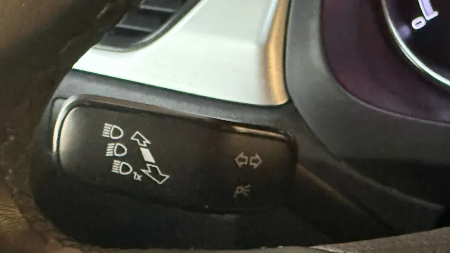 SKODA Rapid Rapid 1.0 TSI Ambition