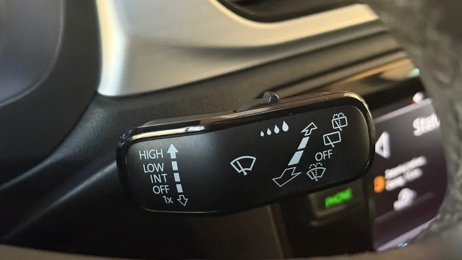 SKODA Rapid Rapid 1.0 TSI Ambition