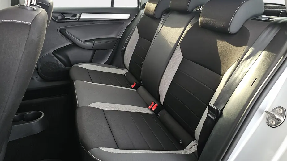 SKODA Rapid Rapid Spb. 1.0 TSI Ambition