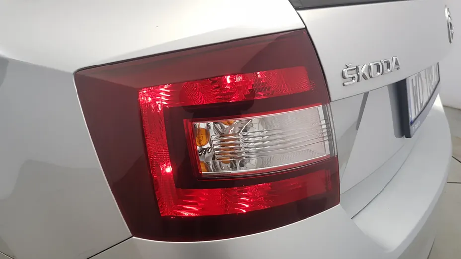 SKODA Rapid Rapid Spb. 1.0 TSI Ambition