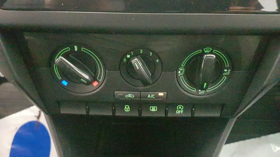 SKODA Rapid Rapid Spb. 1.0 TSI Ambition