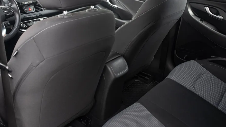 HYUNDAI i30 i30 1.5 DPI Classic +