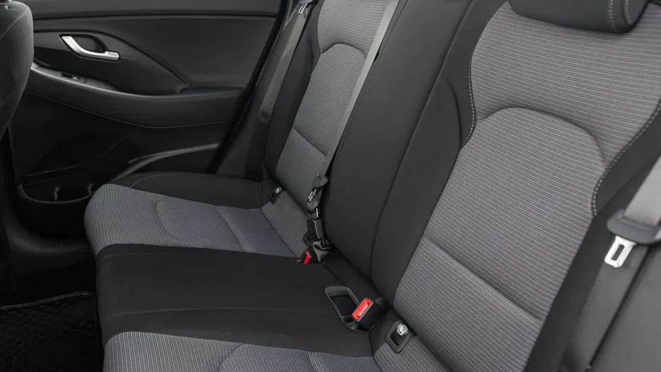 HYUNDAI i30 i30 1.5 DPI Classic +