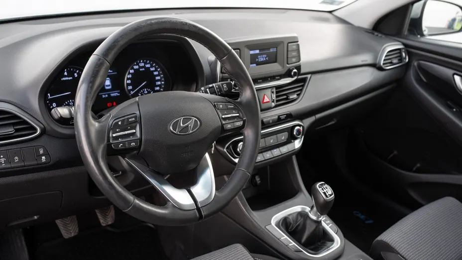 HYUNDAI i30 i30 1.5 DPI Classic +