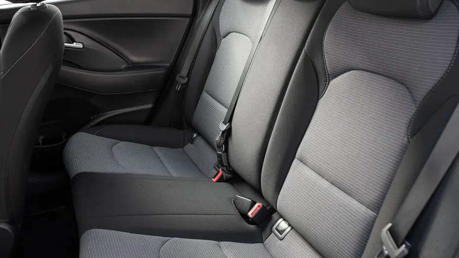 HYUNDAI i30 i30 1.5 DPI Classic +