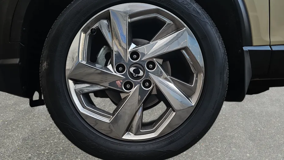 KGM / SSANGYONG Musso Musso Grand 2.2 e-XDi Wild 4WD aut