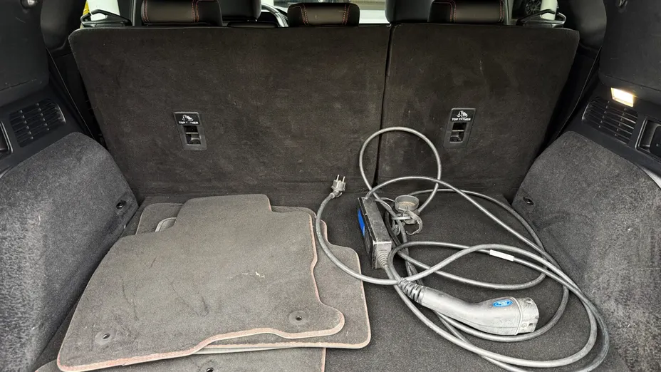 FORD Kuga Kuga 2.5P PHEV FWD ST-Line X
