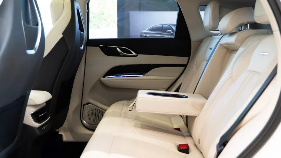 HONGQI HS3 HS3 2.0T AWD Nowy