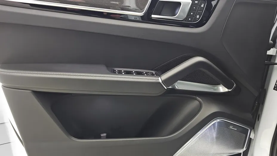 PORSCHE Cayenne Cayenne Turbo