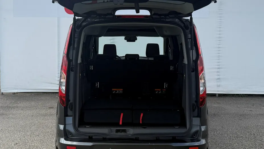 FORD Tourneo Connect Gr. Tourneo Connect 1.5 EcoBlue Trend PowerShift