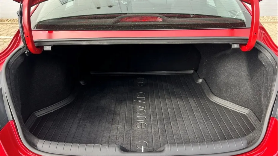 HYUNDAI Elantra Elantra 1.6 Smart