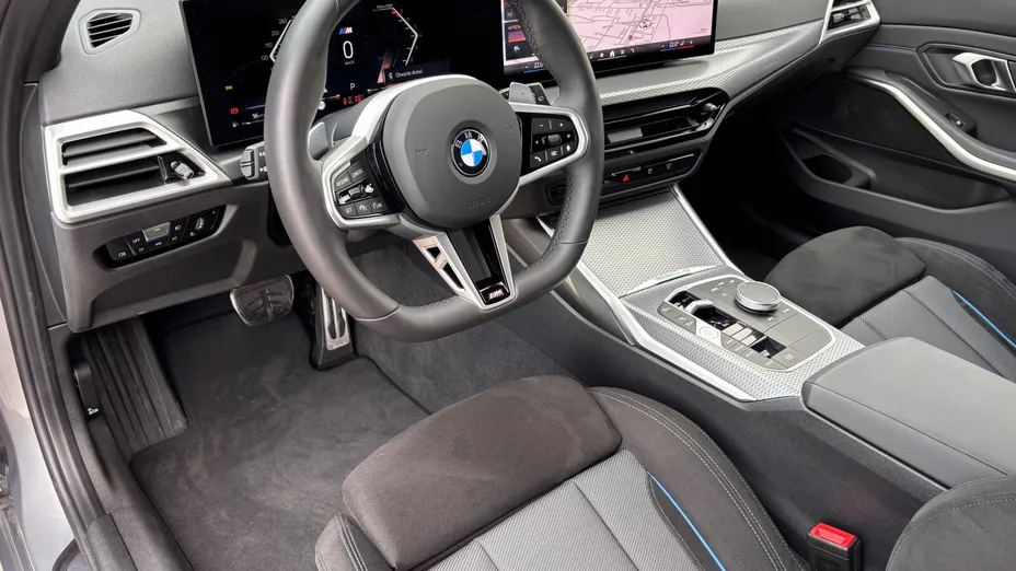 BMW Seria 3 330i xDrive M Sport aut