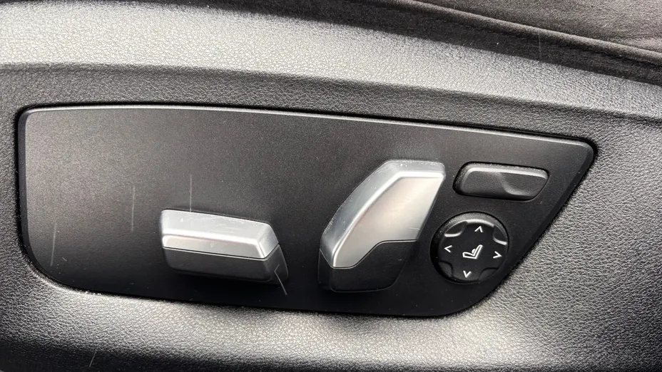 BMW Seria 5 530i xDrive GPF M Sport sport-aut