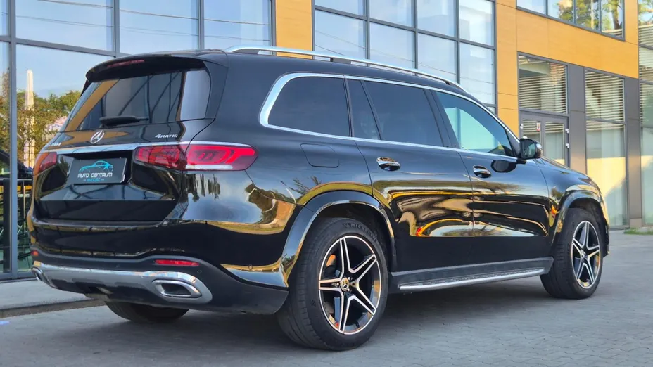 MERCEDES-BENZ GLS -