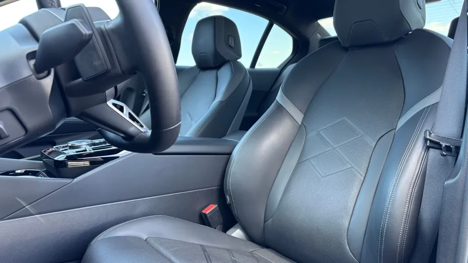 BMW Seria 5 520d xDrive mHEV M Sport aut